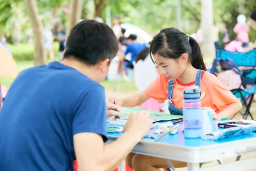 小兄妹「日睡6小時」塞滿大人期望 他:安排「空白時間」才能探索自我