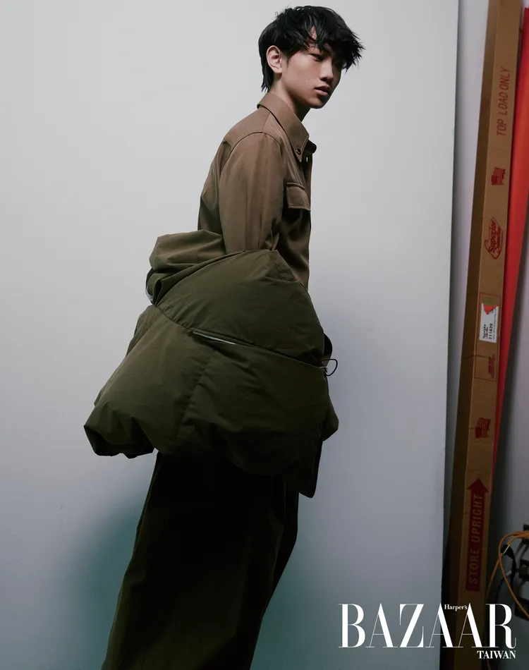 Nathan拍攝《Harper’s BAZAAR》封面。《Harper’s BAZAAR》提供