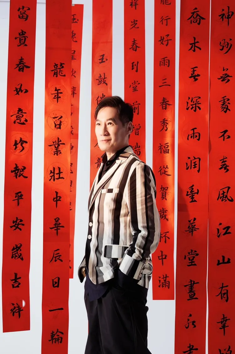 文章返台拍攝宣傳照。翰森娛樂提供