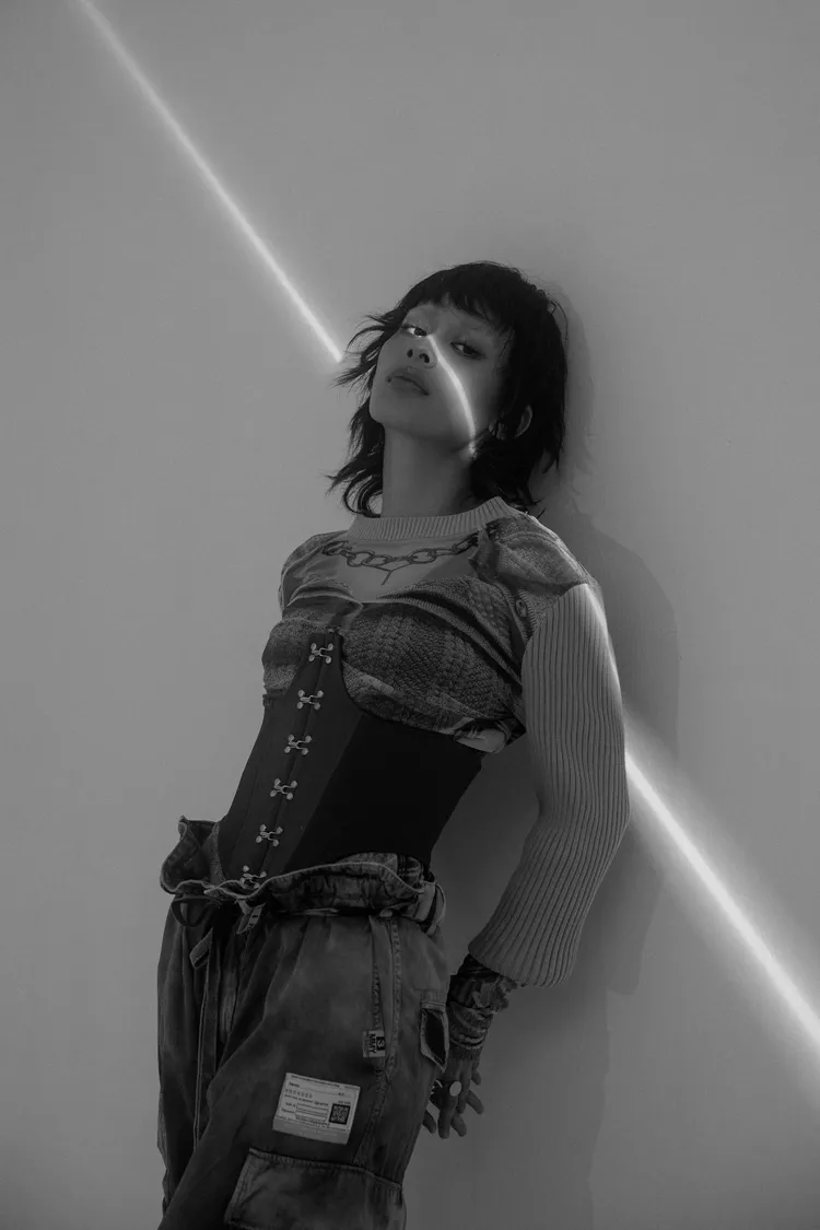 JUD 陳泳希為《愛愛內含光》演唱多首歌曲。華研國際提供