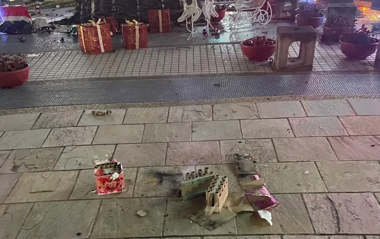 現場發現殘留的煙火。民眾提供