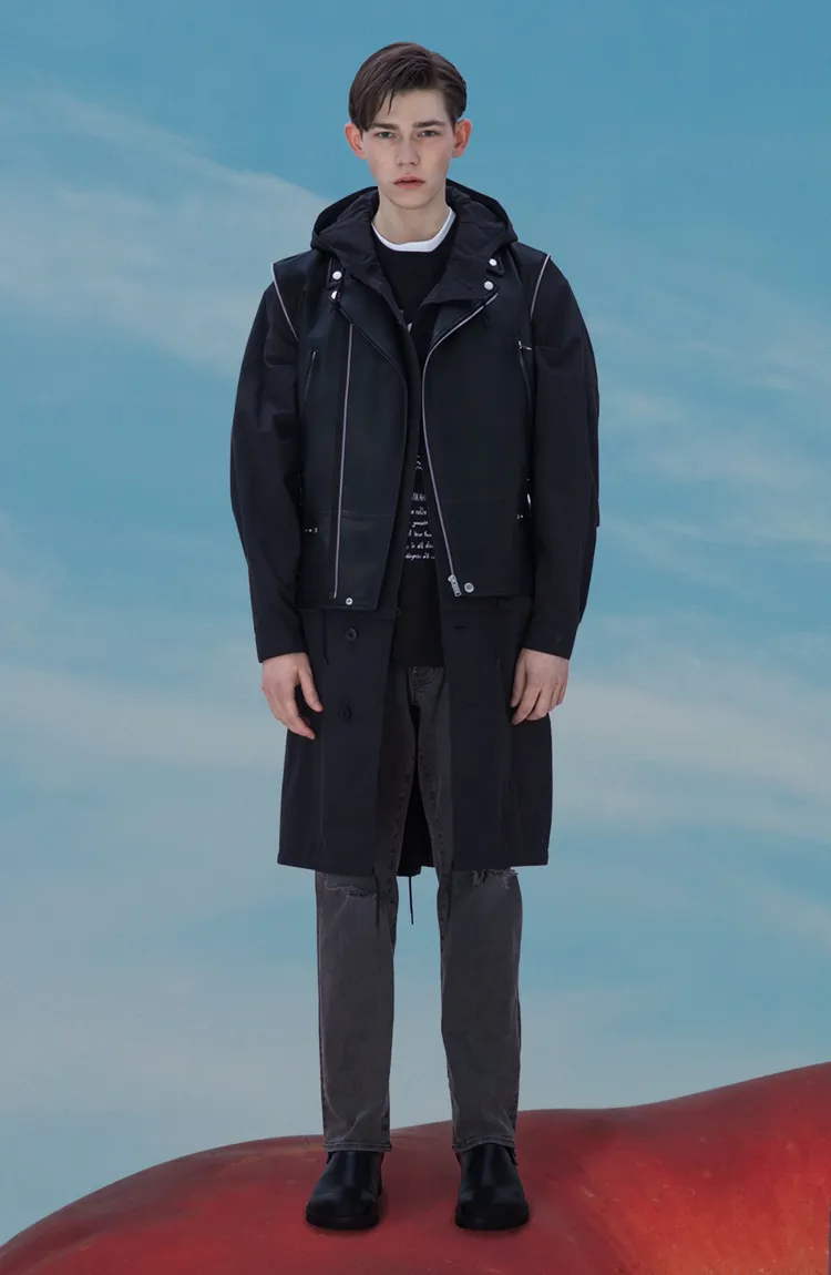 袖子採用可拆卸設計使外套也能化身為背心。品牌提供