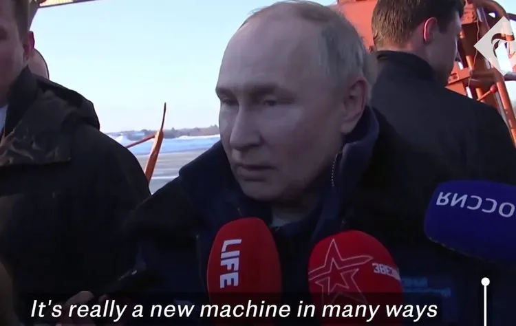 普丁事後公開受訪，稱讚轟炸機性能。翻攝自社群X帳號MariaZakharova