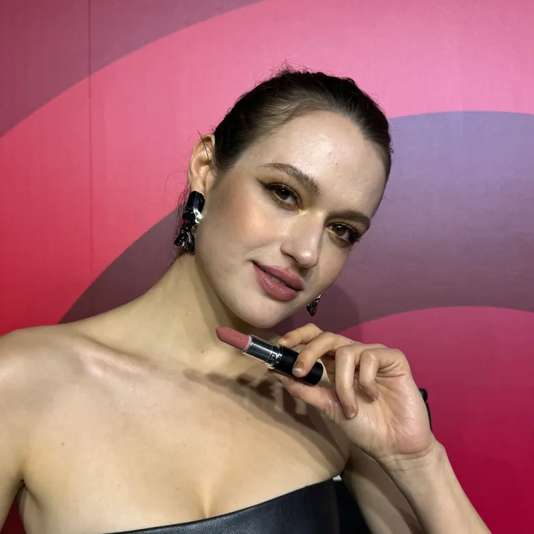 Model示範#617泰迪甜莓。張家玲攝