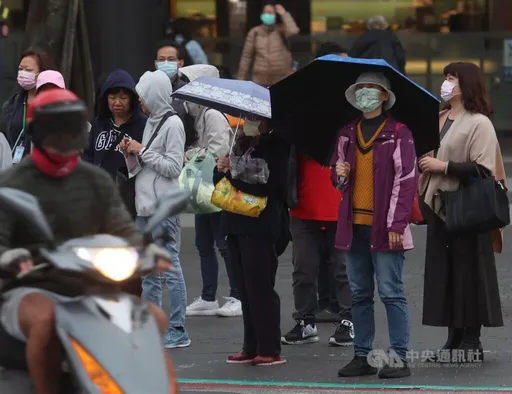 一圖看清元宵節天氣！北台整天涼冷　明起2波冷氣團接力報到