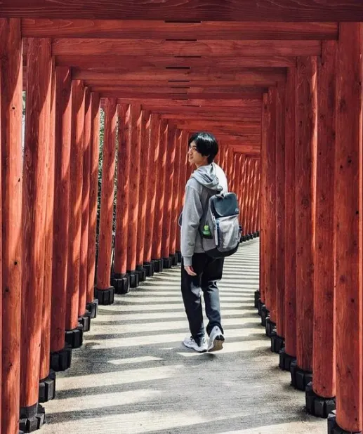 德德附上4張照片表示，都是爸爸鄭運鵬拍的。翻攝德德IG