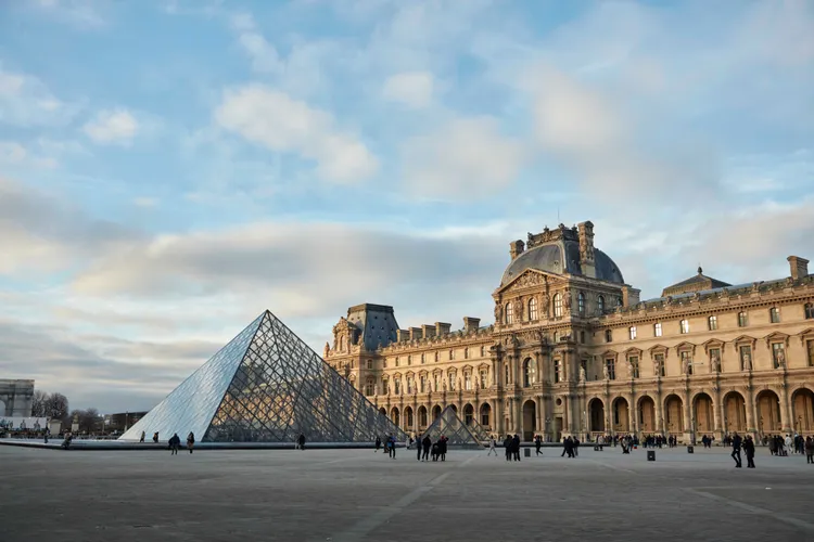 法國巴黎羅浮宮。品牌提供