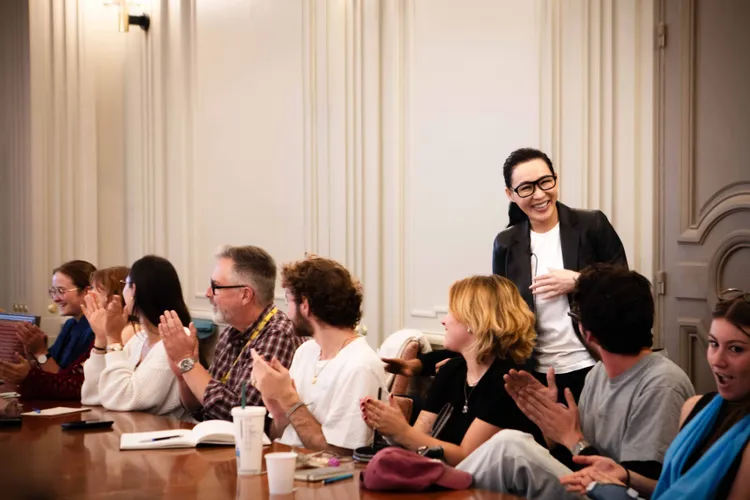 設計師趙心綺成為法國巴黎高級珠寶學院創校160年來首位參與核心教學的亞洲藝術家。品牌提供