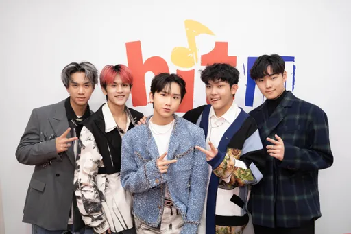 AcQUA源少年过年试手气!他豪买整本2千元刮刮乐结果走心了