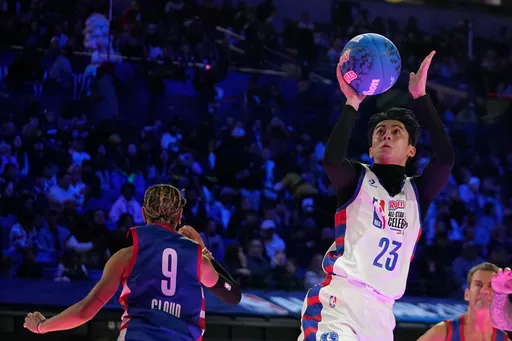 炸裂｜王鶴棣NBA名人賽狂砍18分帥出圈　受封「被演戲耽誤的籃球員」