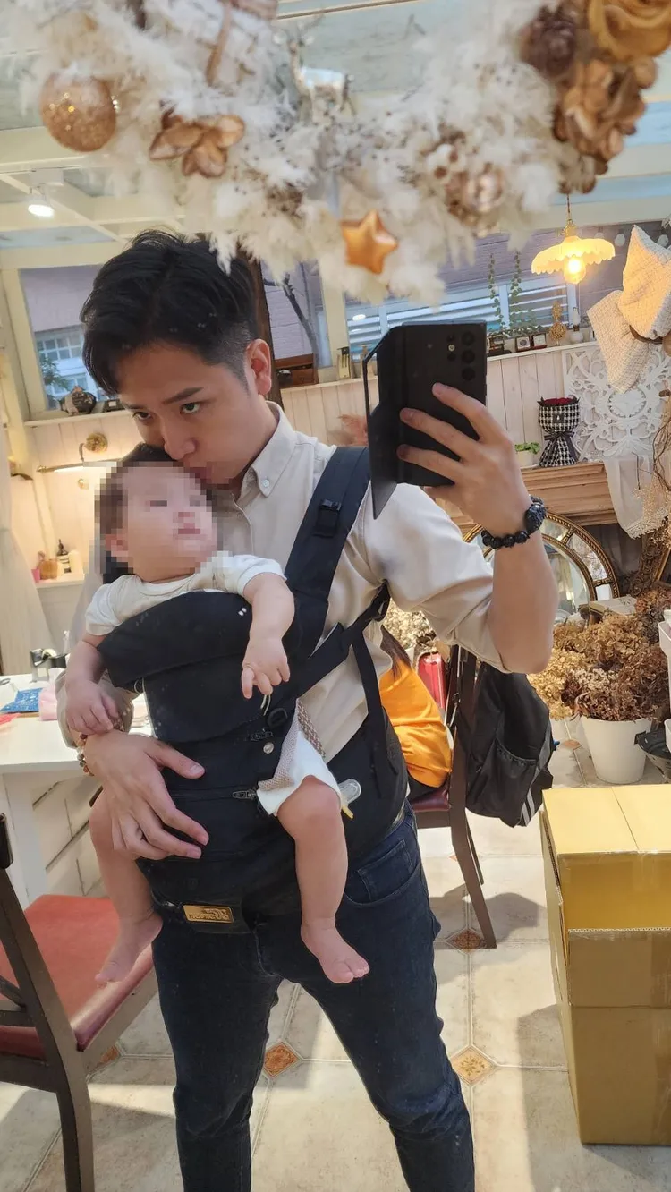 羅廷瑋過去喜歡打電動，如今是三寶爸，除了問政都把時間留給家人。羅廷偉提供