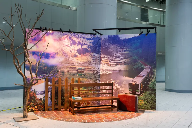 日本攝影大師星賢孝記錄日本「只見線」無與倫比的在地美景。北捷提供