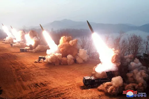 南韓軍方：北韓朝東岸外海發射數枚巡弋飛彈