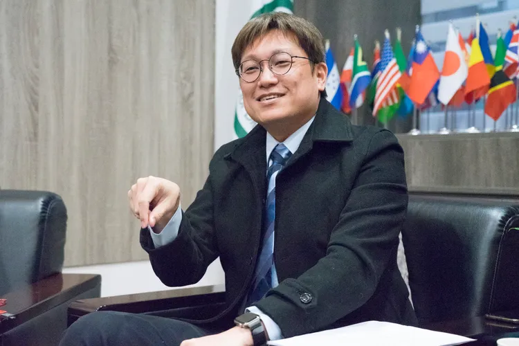 防疫醫師林詠青分享去武漢接回台商的任務最驚險。讀者提供