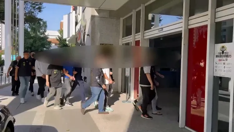 6名嫌犯被警方依妨害自由罪移送法辦。民眾提供