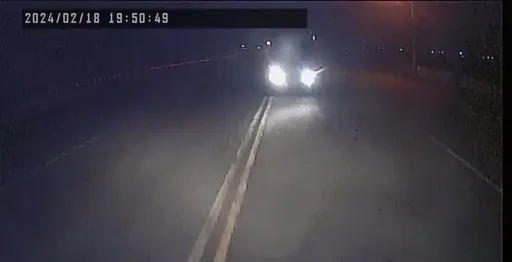 網紅車禍瞬間曝光!貨車逆向撞「肥大叔」遊覽車 尖叫哭喊聲四起