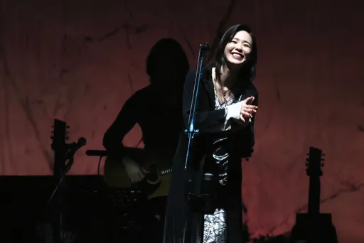 安溥才因突發性頸椎破裂動刀 攻蛋開唱又病了!罕見吐露女人心事