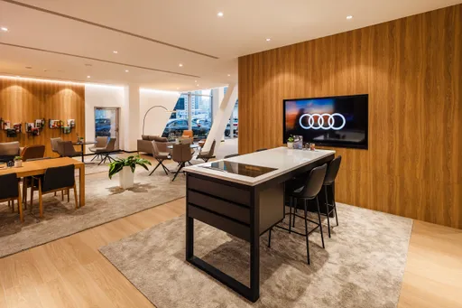 Audi高雄、中和、台中展示中心全面升级 暖色居家风格打造备有星巴克咖啡