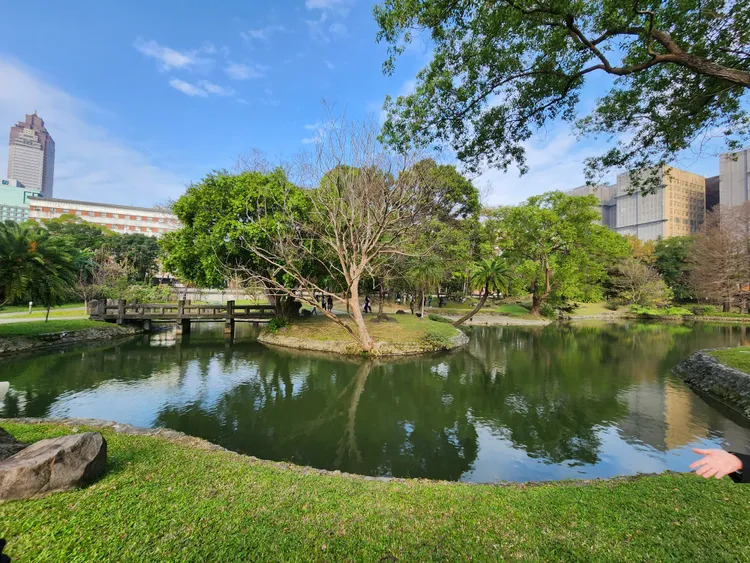 狀似「心」字型的池。施智齡攝