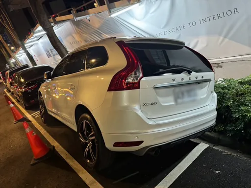 慶城街塌陷4車遭殃　市府勒令停工！估今早回填完成