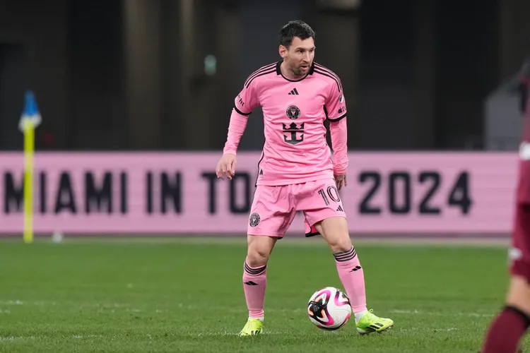 梅西昨天在日本與「神戶勝利船」的表演賽，上場30分鐘。美聯社