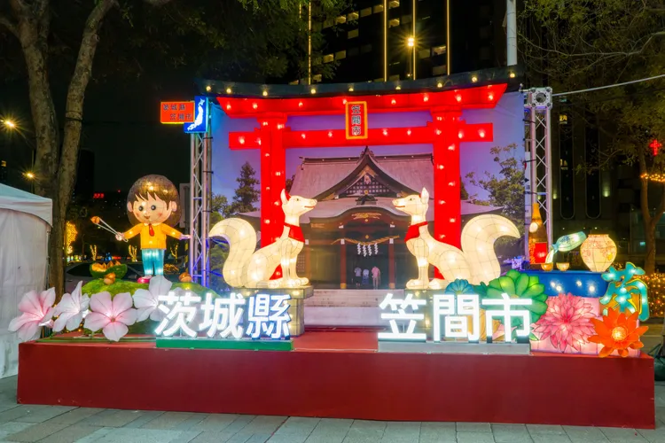 笠間稻荷神社花燈。北市觀傳局提供