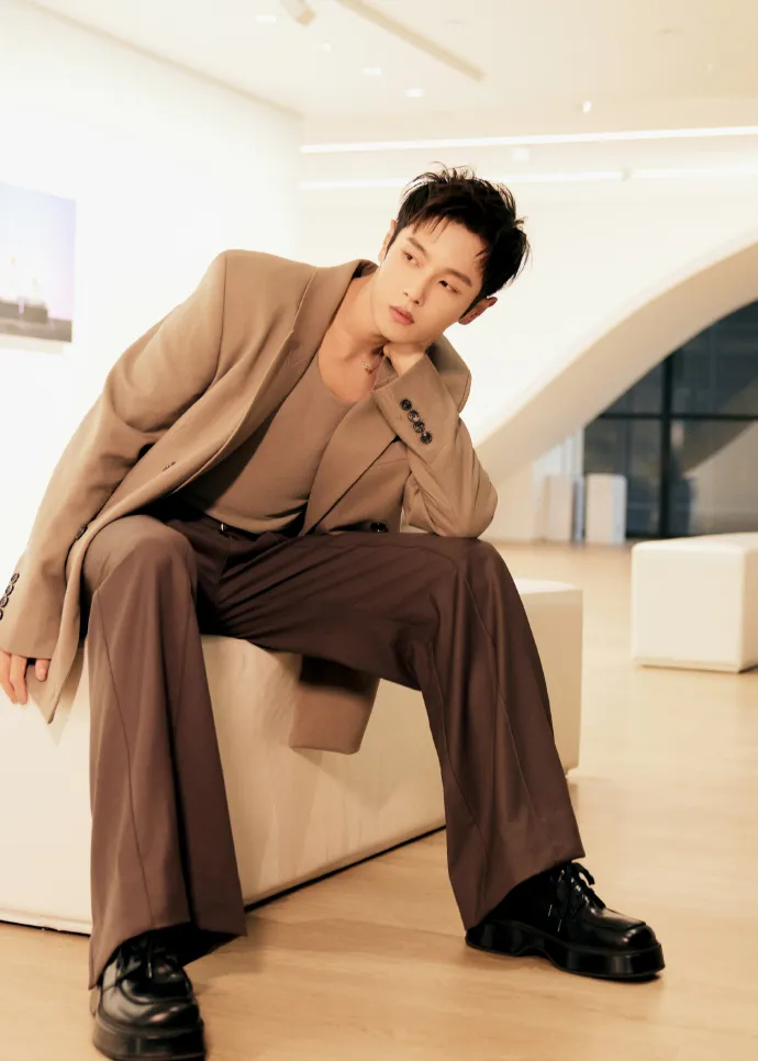 李汶翰也曾是男團UNIQ一員。翻攝李汶翰微博