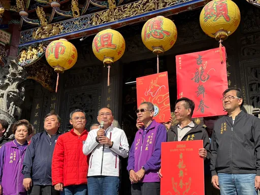 初四泰山五股參拜許新年希望　侯友宜：為新北市拚進步成績