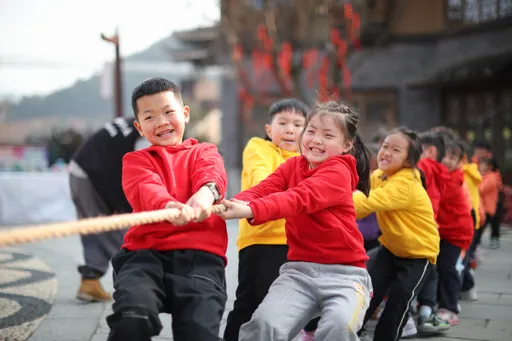 中國「養育子女成本」全球最貴 養到大學畢業要花298萬