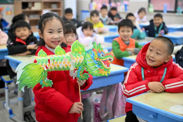 江蘇昆山市一所小學開學。新華社
