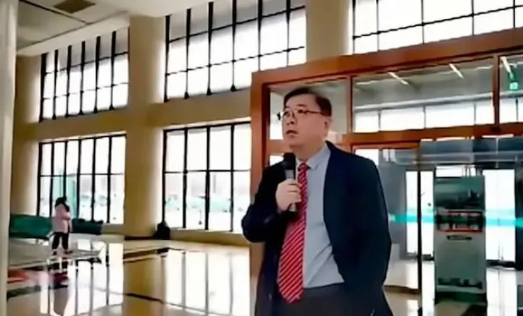 魯西南醫院院長周紅生。翻攝自《香港01》