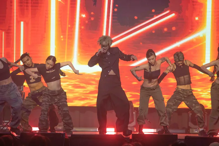 巴比舞蹈嗨翻全場。踢帕娛樂提供