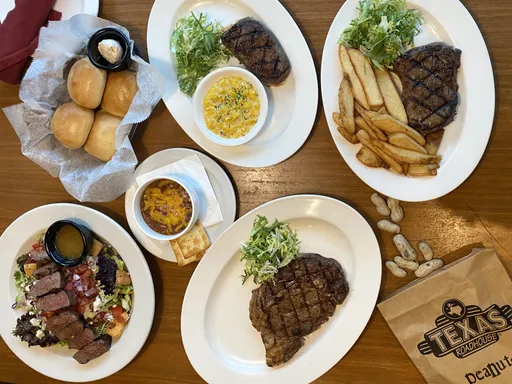 Texas Roadhouse怎麼降啦!6oz.牛排500元 姓名有「ㄐㄧㄤ」 滿額再贈8oz.牛排