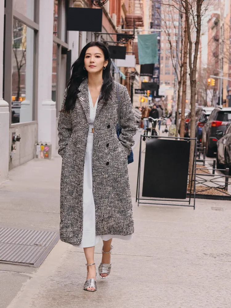 林熙蕾走春走到紐約。喜鵲娛樂提供