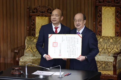 立院龍頭戰驚心動魄!朱立倫全程坐鎮 韓國瑜當選他秒做這事