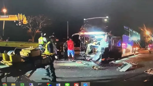 台中遊覽車撞貨車　7人輕重傷！貨車駕駛一度無生命跡象