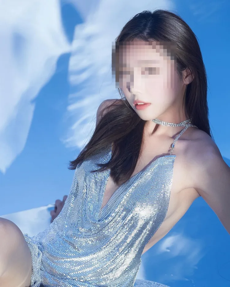 Sharon社群帳號內滿是甜美性感的美照。翻攝自Sharon社群