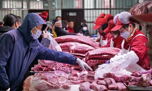 經濟差不敢吃肉 春節臨近中國豬肉乏人問津
