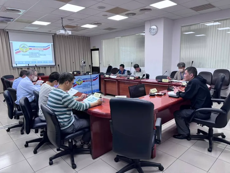 警方邀請百貨業者、交通局討論春節疏運計畫。警方提供