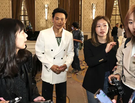 杜德偉「父女戀」62歲還老當益壯 放話今年想讓小24歲辣妻再懷孕