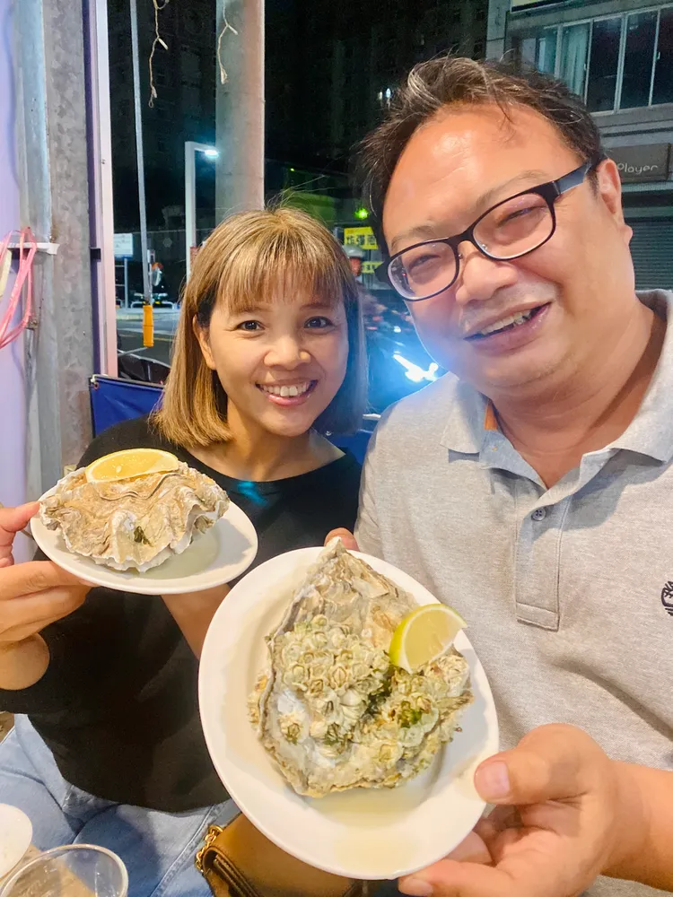 蚵仔比臉大。王志弘攝