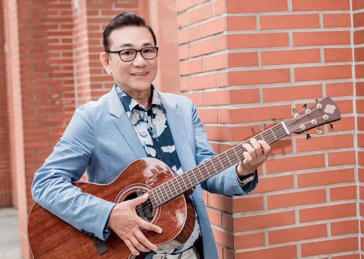 邱火金曾是頂流房仲。音圓唱片提供