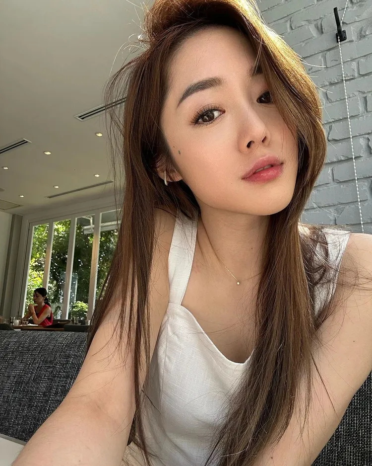 林千又近年轉戰電商和精品代購，淡出演藝圈。翻攝自林千又IG