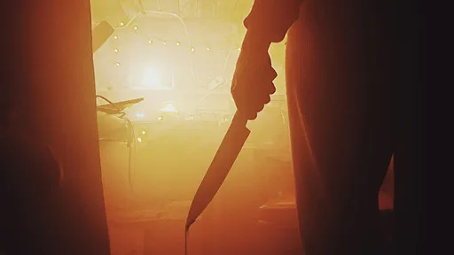 夜潛宿舍磚砸刀捅殺熟睡長官 他逃亡19年被捕才知「殺錯人」