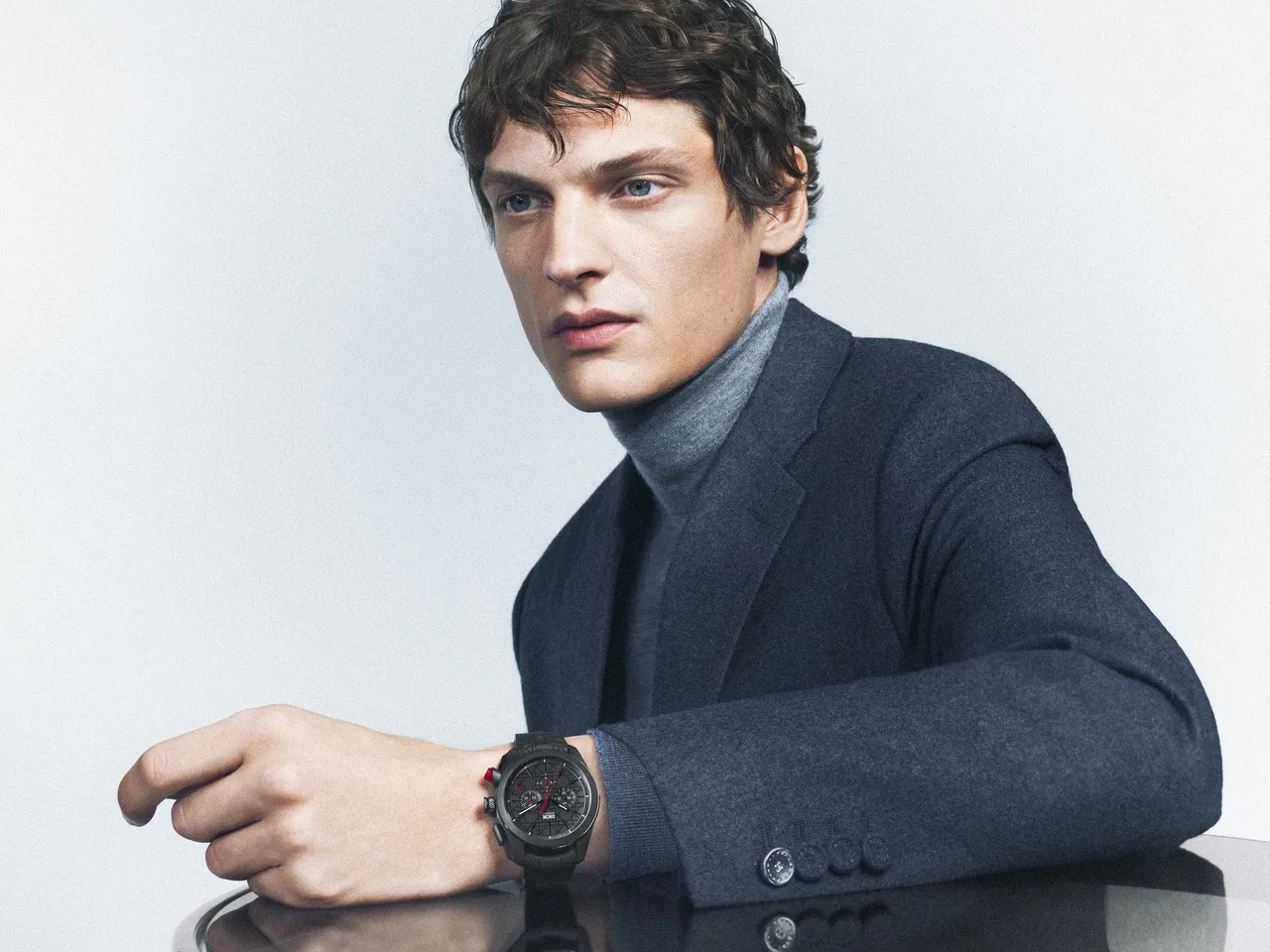 DIOR Chiffre Rouge 41mm計時碼錶。品牌提供