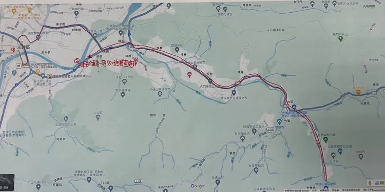 蘇嫌欲從三峽逃回新店住處後又折返，一共逃了17公里落網。翻攝畫面