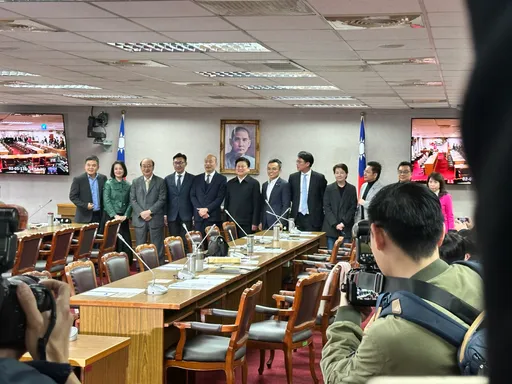 陳昭姿氣炸！立院長選票淪廢票　當眾嗆柯建銘「為什麼這樣對我」！黃珊珊急阻