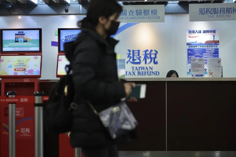 觀光署獎勵外國人來台措施，因退稅問題惹民怨。林林攝
