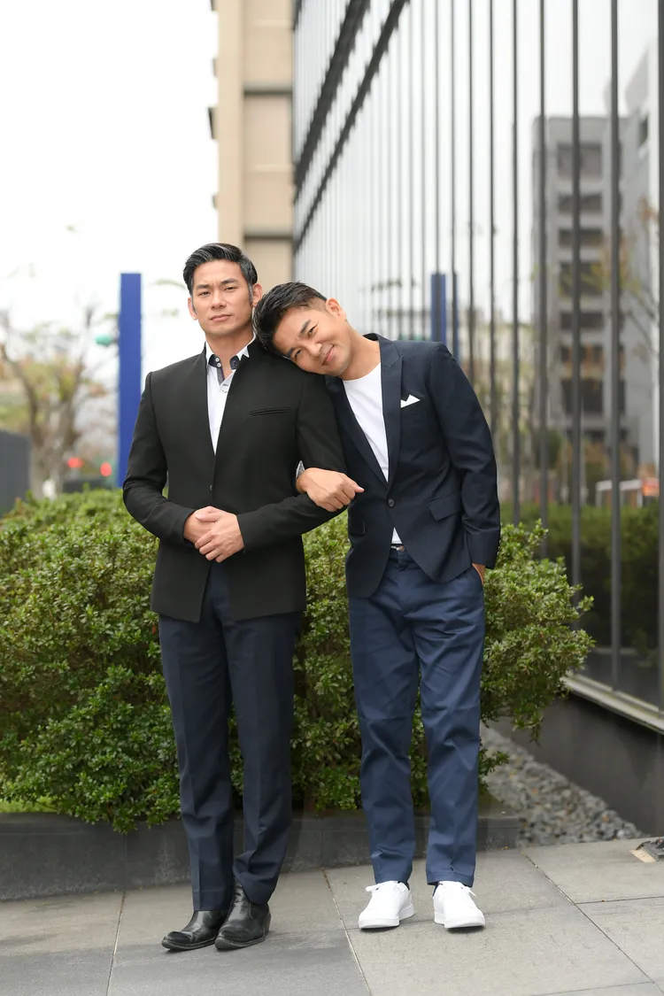 亮哲（左）和謝承均在《天道》再度合作。三立提供