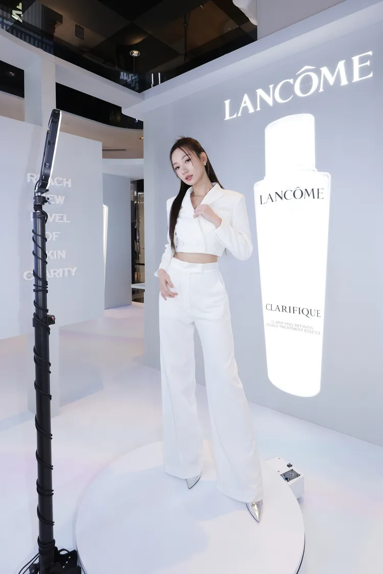 蘭蔻超級極光水全面造光站。品牌提供